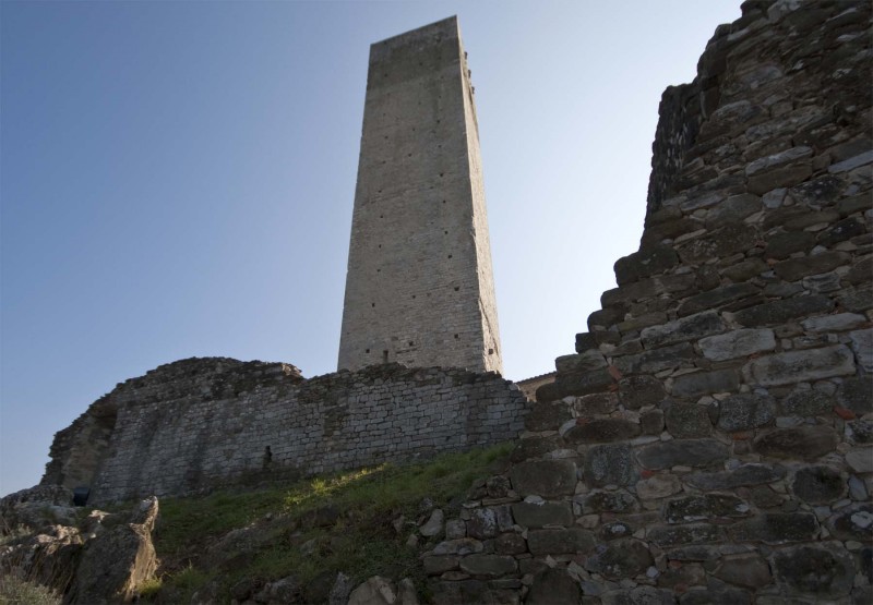 ''La rocca vecchia e torre del Barbarossa'' - Serravalle Pistoiese