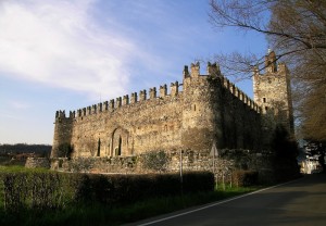 L’imponente castello di Passirano