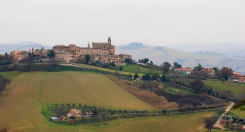 Magliano di Tenna - Magliano visto da lontano Magliano di Tenna - Magliano visto da lontano