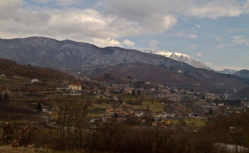 Piazza al Serchio - Piazza al Serchio linea di confine Piazza al Serchio - Piazza al Serchio linea di confine