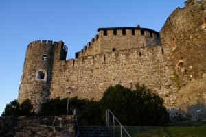 il castello di Gorizia al tramonto