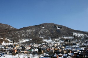 Schignano,un’azzurra giornata invernale