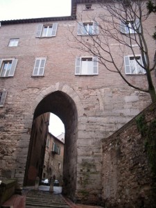 La porta del Giglio o Porta Sole di Dante