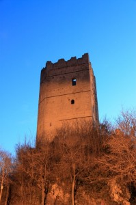 Torre di prima mattina