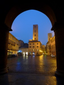 Riflessi sul selciato bagnato