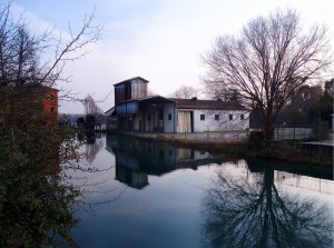 Laghetto e mulino dal centro di Quinto