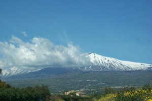 LA MAESTOSITA’ DELL’ETNA