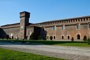 Castello Sforzesco, Piazza d’Armi e le Merlate