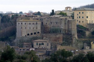 Castello Orsini che comanda