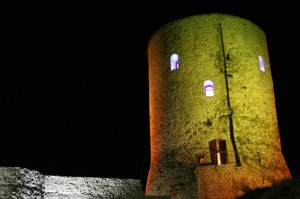 Torre Medievale di notte