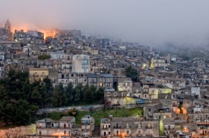 Scende la nebbia su Caltabellotta