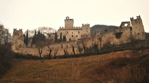 Il Castello è la cinta Muraria