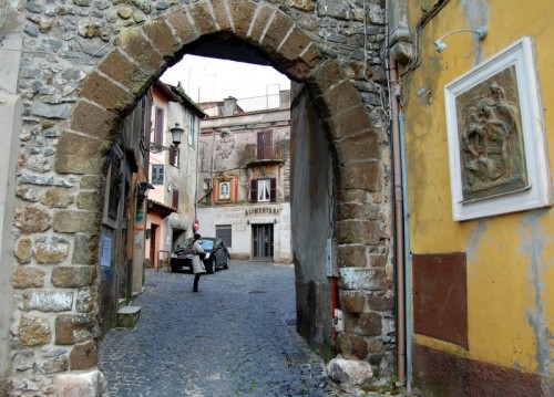 Rocca Priora - Porta ogivale