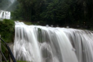 Visione ravvicinata delle Marmore