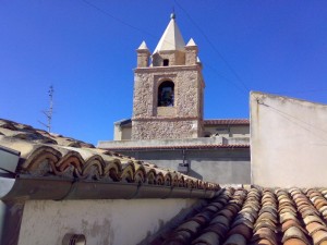 Spiando dai tetti del borgo vecchio