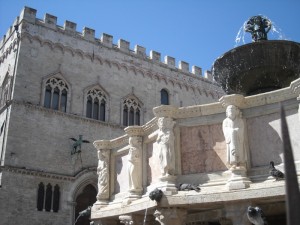 Il maestoso Palazzo dei Priori