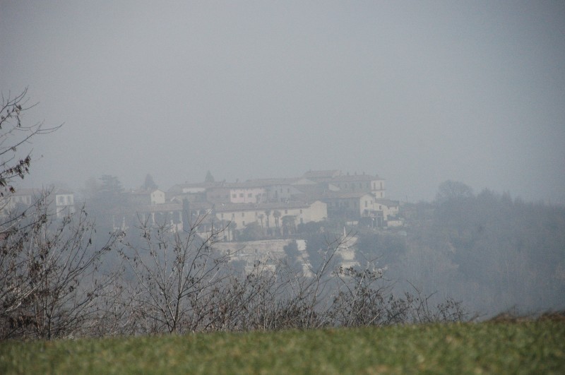 ''frazione moleto nella nebbia'' - Ottiglio