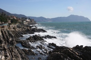Passeggiata a mare di Nervi con vista fino al promontorio di Portofino