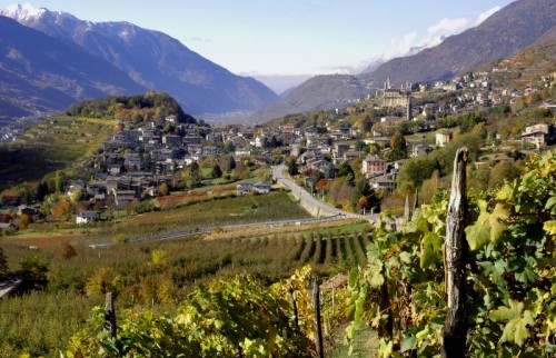 Tresivio - Tresivio ai piedi del Calvario Tresivio - Tresivio ai piedi del Calvario