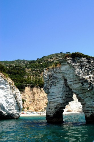 Mattinata - La baia delle zagare Mattinata - La baia delle zagare