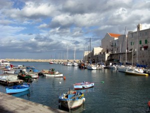 Un saluto e un abbraccio da Giovinazzo ciao