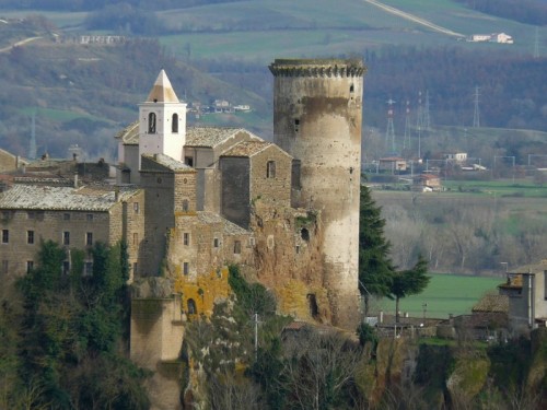 Bomarzo - La torre Orsini