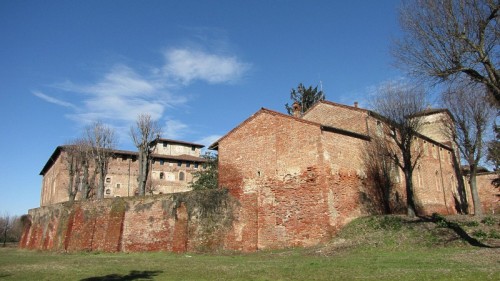 Lardirago - castello e mura