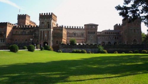 Torre de' Picenardi - Castello San Lorenzo De' Picenardi, veduta lato dx