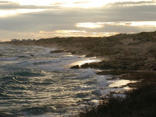 Maruggio - Sabbia,rocce e case a Campomarino Maruggio - Sabbia,rocce e case a Campomarino