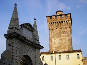 Con lo sguardo verso l’alto