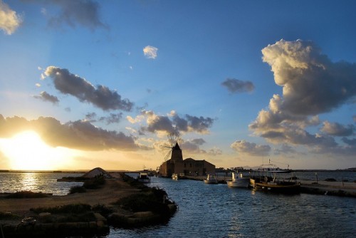 Marsala - "Cu' voli puisia venga 'n Sicilia" Marsala - "Cu' voli puisia venga 'n Sicilia"
