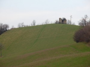 C’è chi dice è una strega…