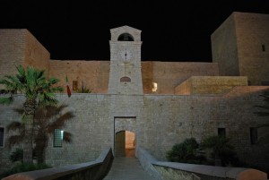 il castello di Trani è ancora aperto al pubblico