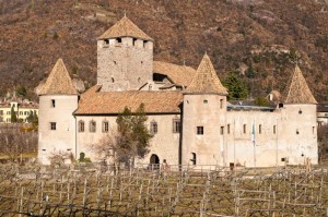 Un castello spettacolare nella valle