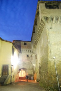 Castello Farnese, la parte interna dell’ accesso al borgo.