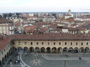 La piazza e i tetti