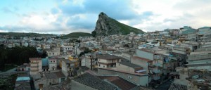 La croce sul “dente canino”