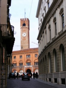 La Torre Civiva e il Palazzo della Prefettura