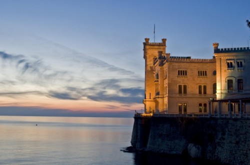 Trieste - Il tramonto su Miramare