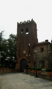 la torre del castello di Moriondo Torinese