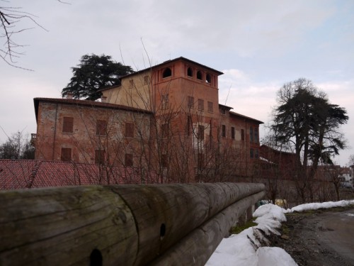 Basaluzzo - il castello medioevale....