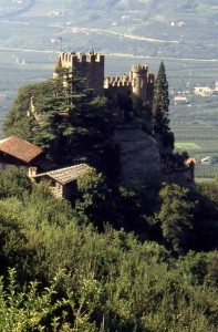 Uno sguardo su Castel Fontana