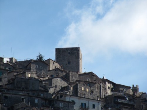 Pereto - Il Castello Colonna 