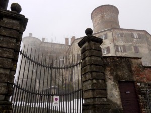 oltre il cancello……