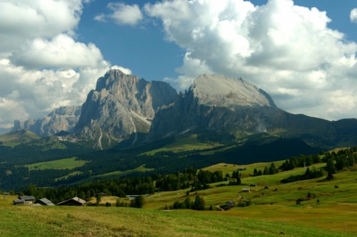 Castelrotto - Sassolungo e Sassopiatto dall'alpe di siusi