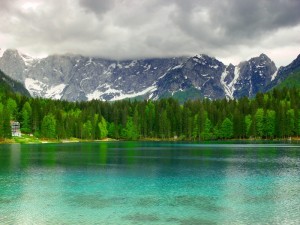 Il lago di 3 confini