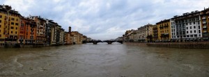 Firenze guarda l’Arno, e attende