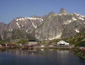 Il colle del Gran San Bernardo e il Pain de Sucre