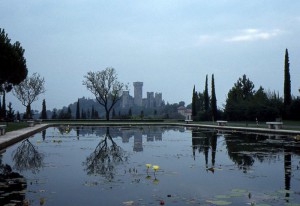 Il Castello degli Scaligeri dal Giardino Sigurtà