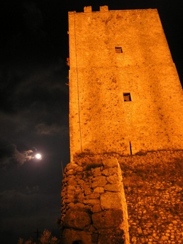 Arpino - Torre luna